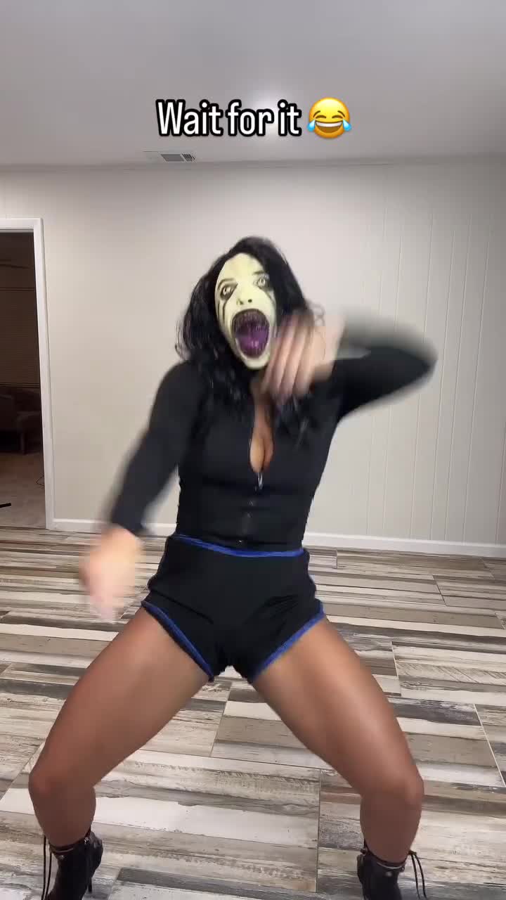 Destiny Velez — Black Shorts In Studio thumbnail