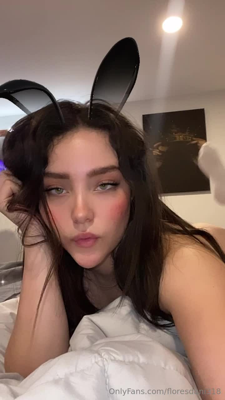 Video 1495073 from Daniela Flores alias @floresdani318 on instagram and onlyfans