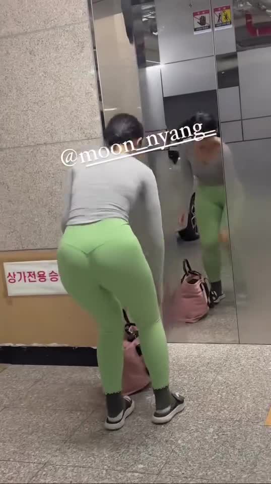 Video 1498417 from Heeheemoon / moon_nyang_