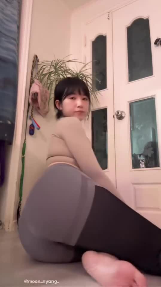 Video 1498420 from Heeheemoon / moon_nyang_
