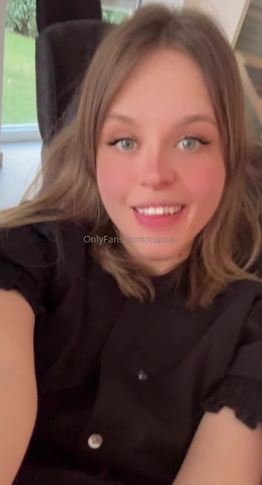 Cupcax — Nude In Bedroom, 0:10 thumbnail
