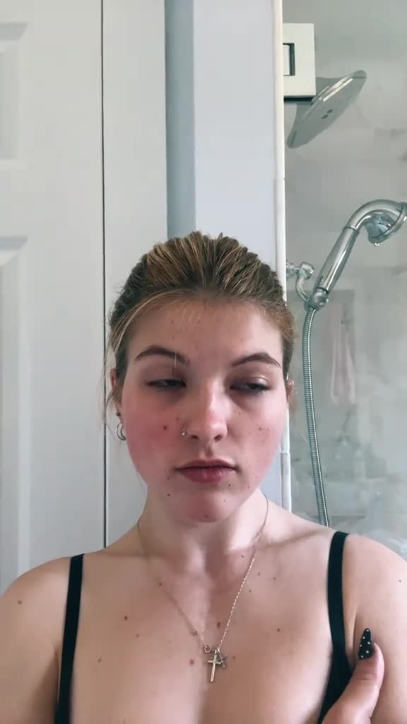 Video 1502623 from Elsuzanne / Laurensuzaanne / itscloudyy