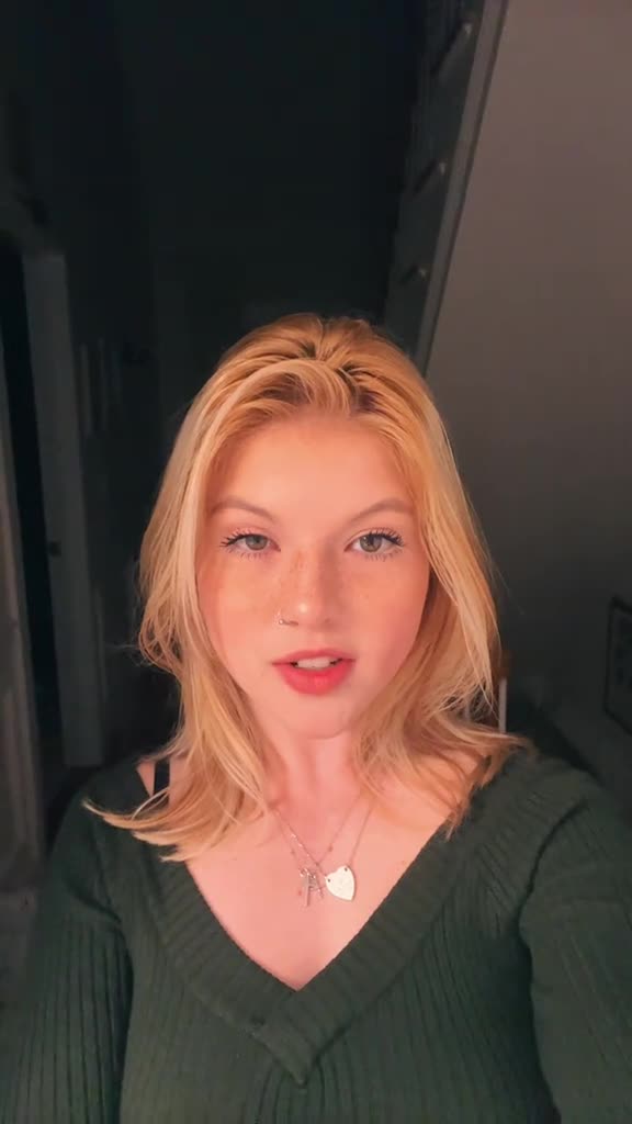 Video 1502626 from Elsuzanne / Laurensuzaanne / itscloudyy