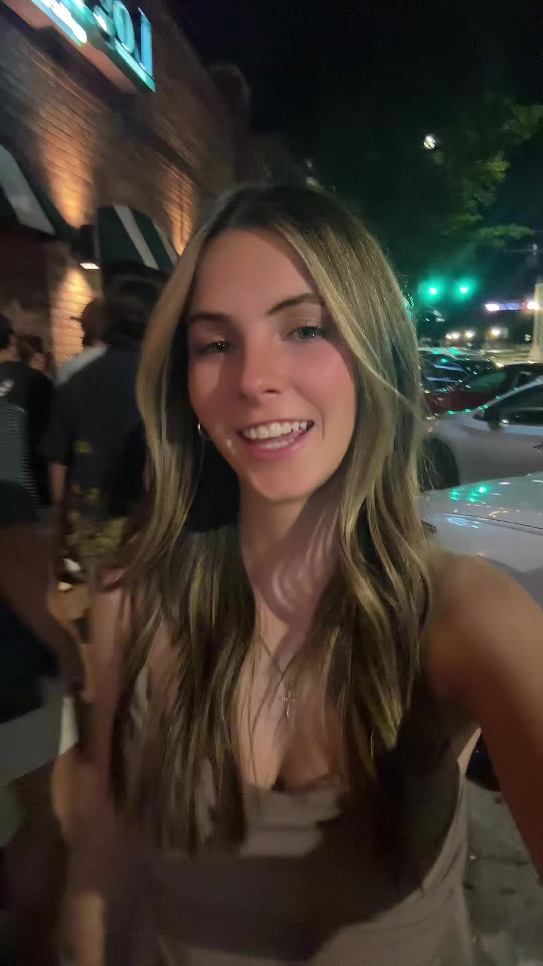 itslexismith — Topless In Nightclub thumbnail