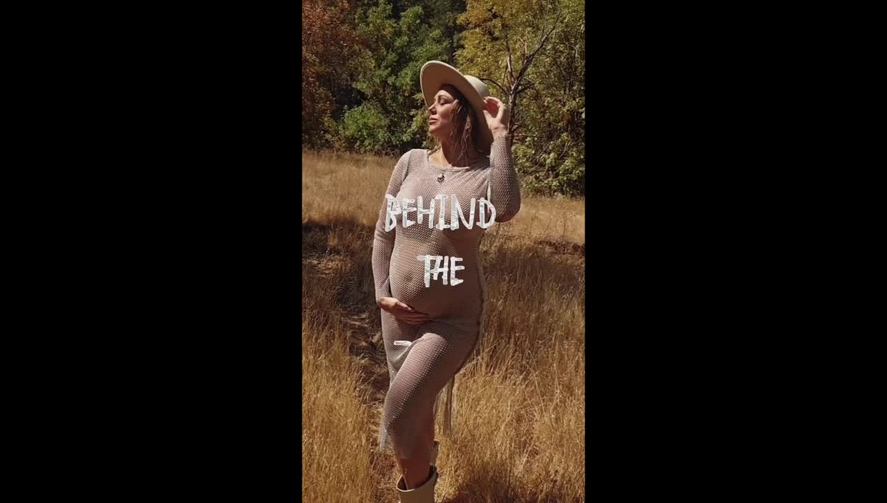 Bikinibee Kitana — Nude Outdoors thumbnail