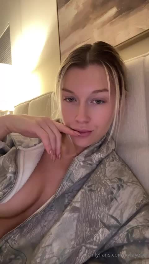 Kylayese | — Topless In Bedroom, 0:04 thumbnail
