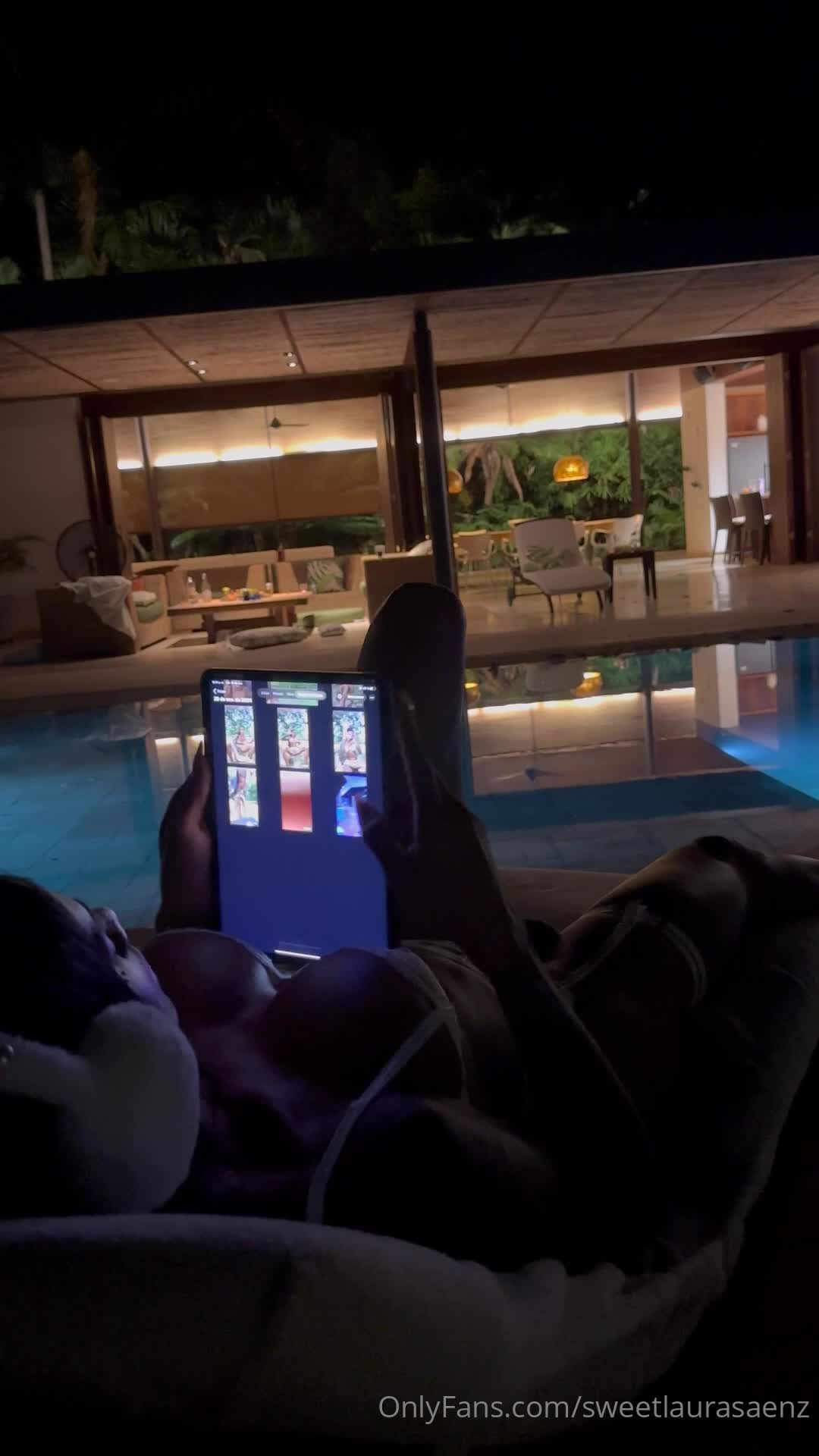 Video 1508455 from Laura Saenz