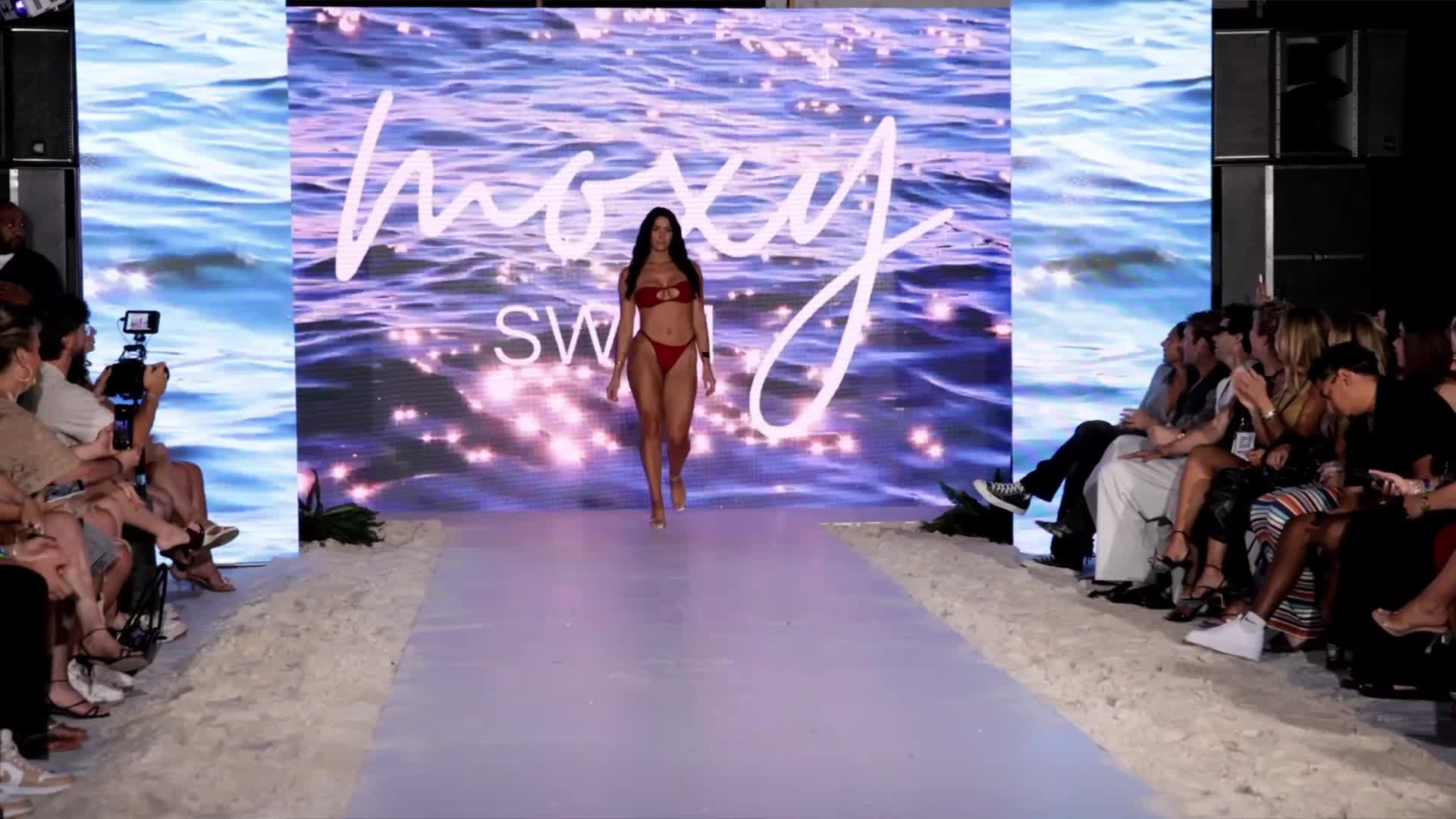 Video 1509121 from Juliampic / Julia.pic / Julia Piccolino