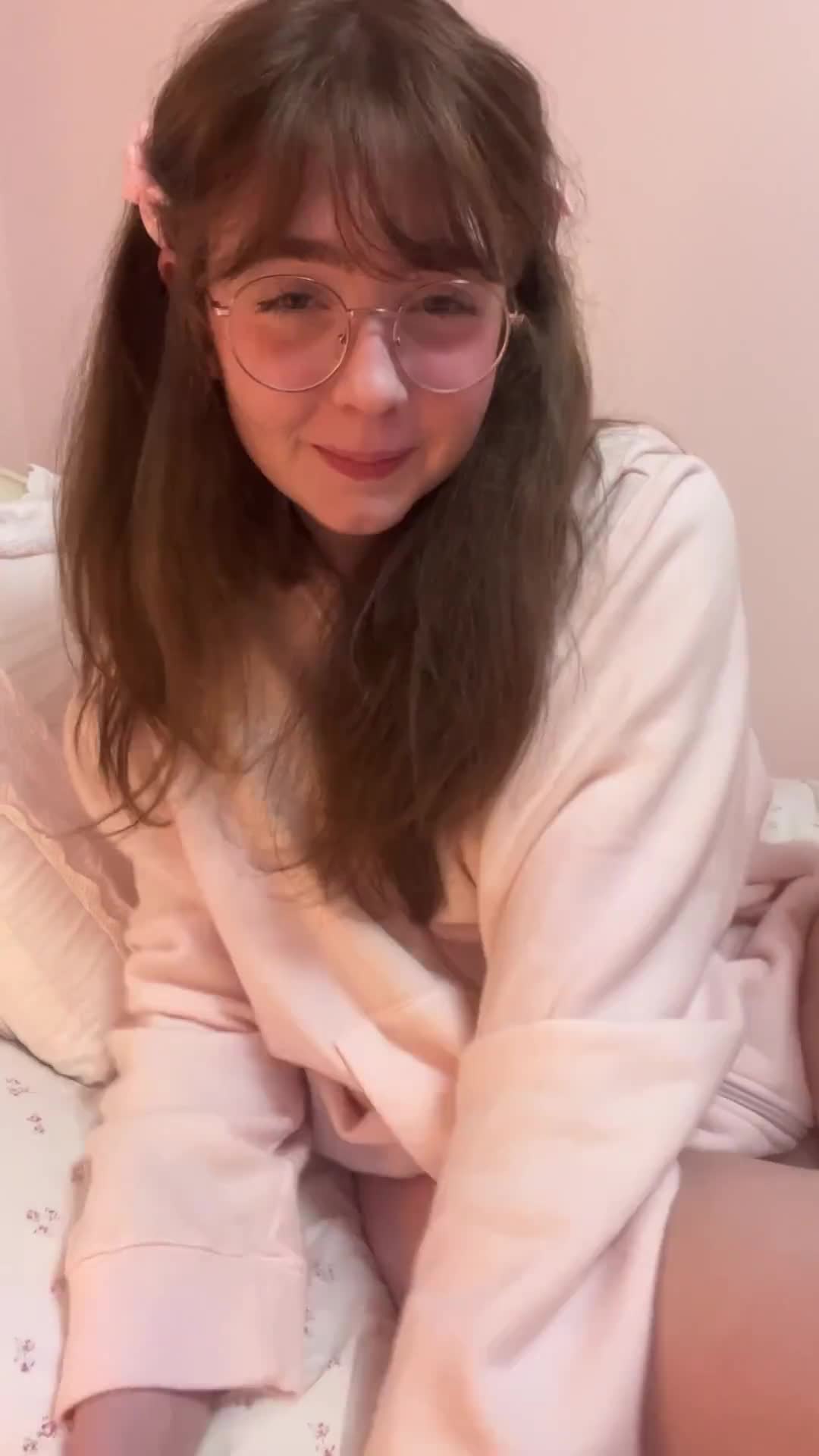 Video 1510737 from muffinsmuffins222/valentinedoll21/valentine
