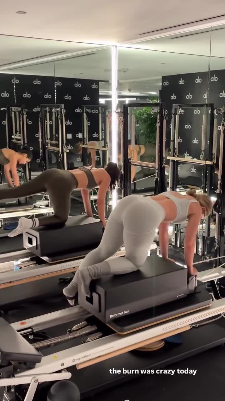 Video 1511783 from Heloise Hut