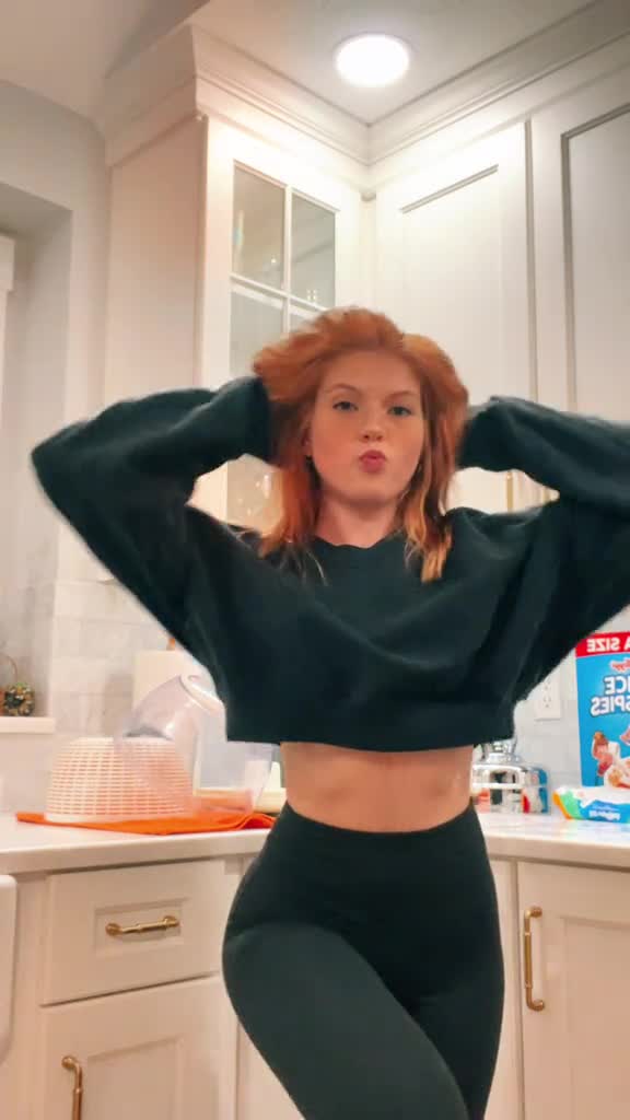 Video 1512736 from Elsuzanne / Laurensuzaanne / itscloudyy