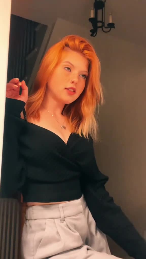 Video 1512738 from Elsuzanne / Laurensuzaanne / itscloudyy