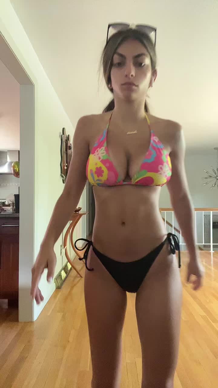 Video 1513969 from gaby_zola