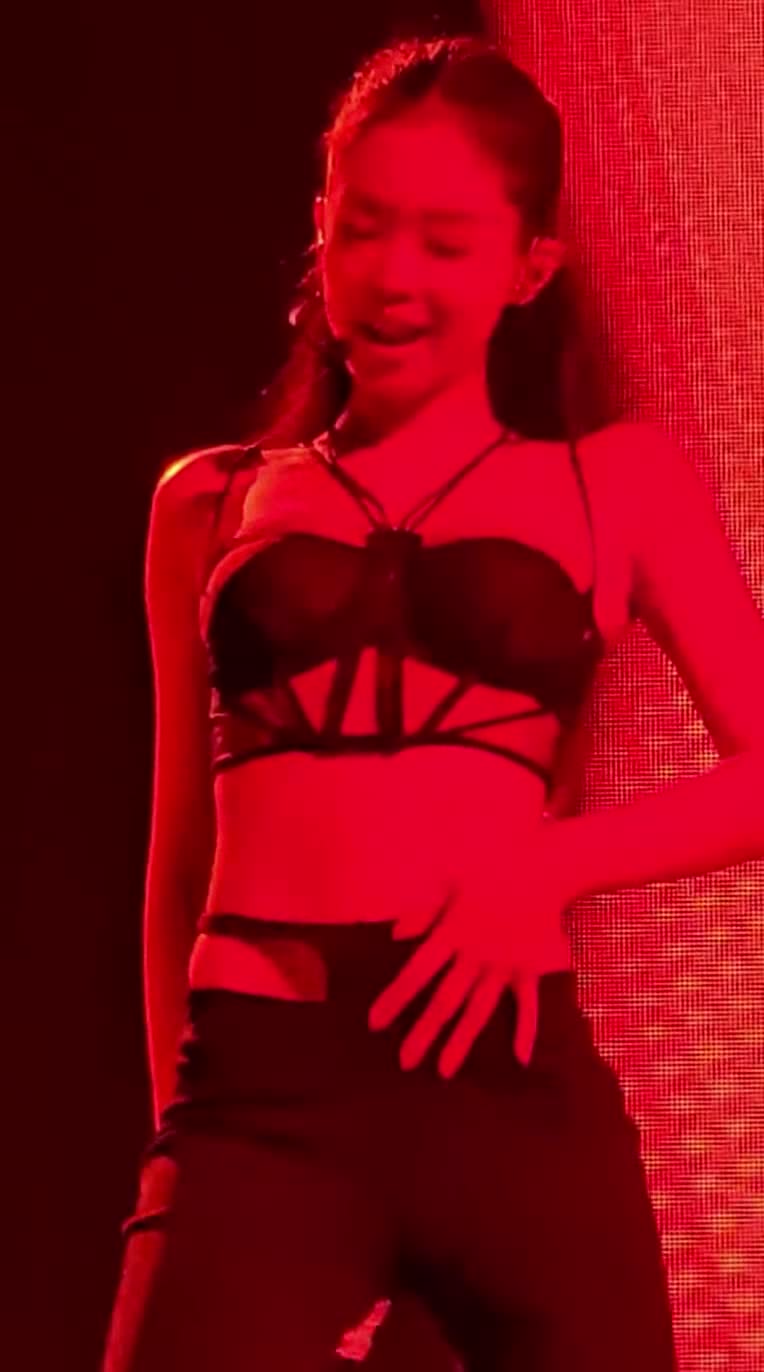 Video 1515589 from Jennie | BLΛƆKPIИK (Blackpink)