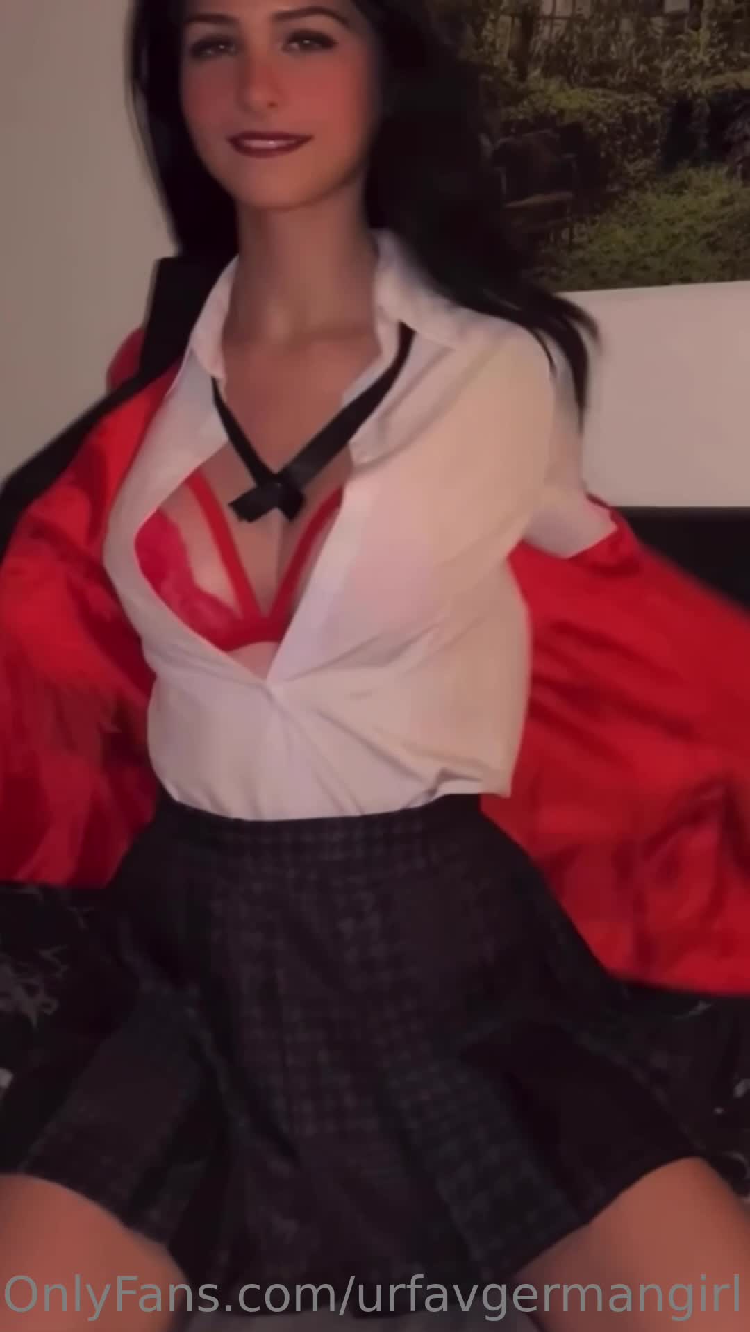 Linaroeschr - — Schoolgirl Outfit thumbnail