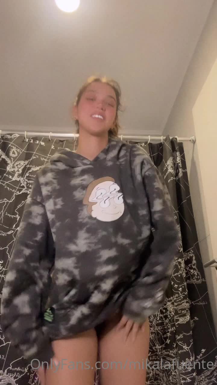 Video 1521145 from Mikaela Lafuente