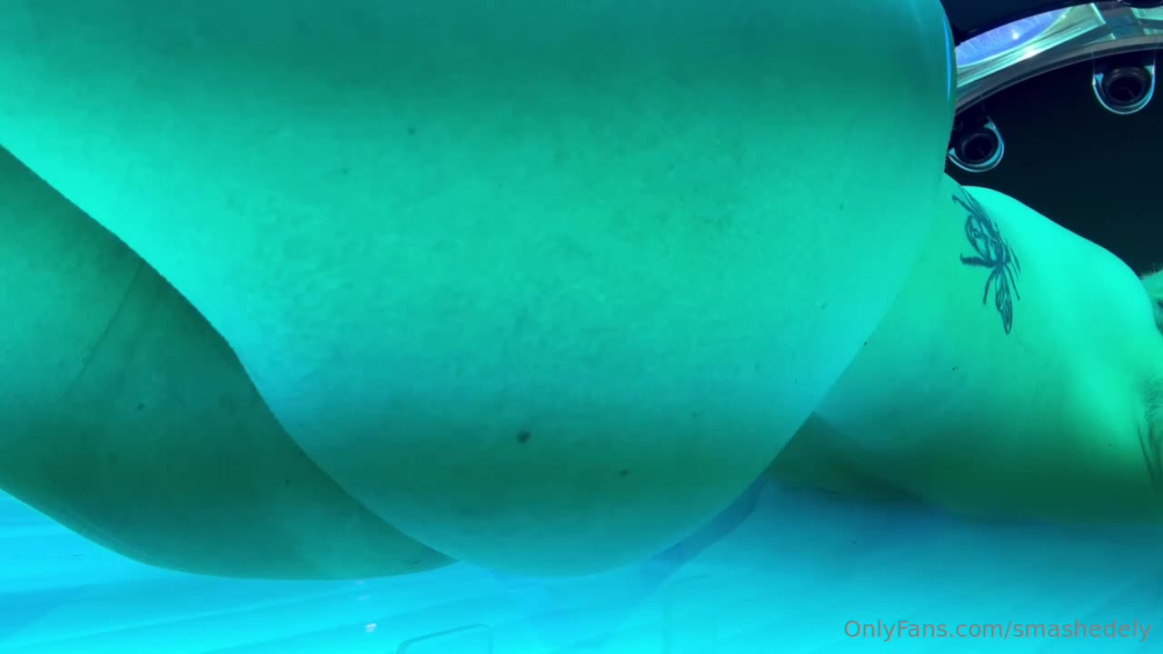 Video 1523446 from Smashedely