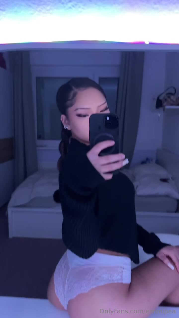 Video 1528502 from Emmi Pea