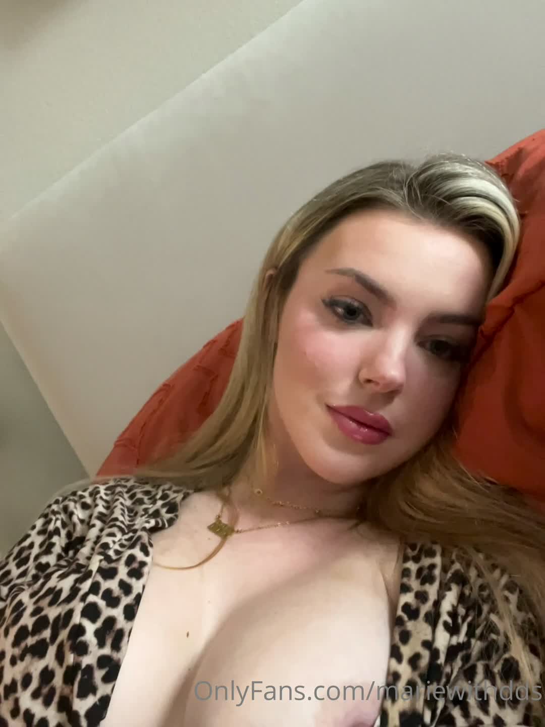 Video 1528924 from Marie Dee