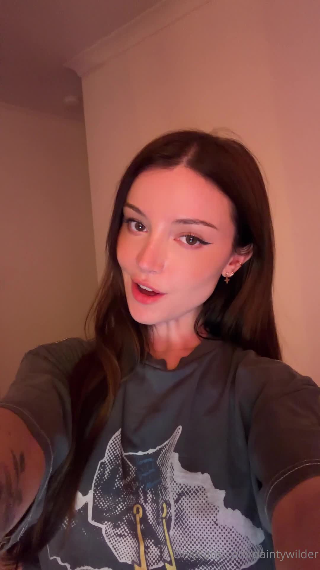 Video 1529505 from Dainty Wilder