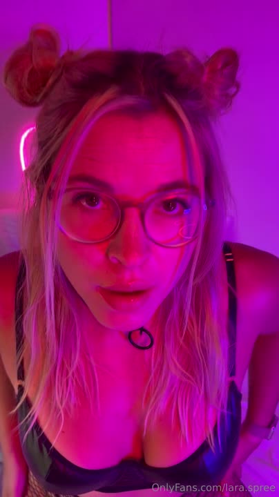 Video 1529951 from Lara Spree