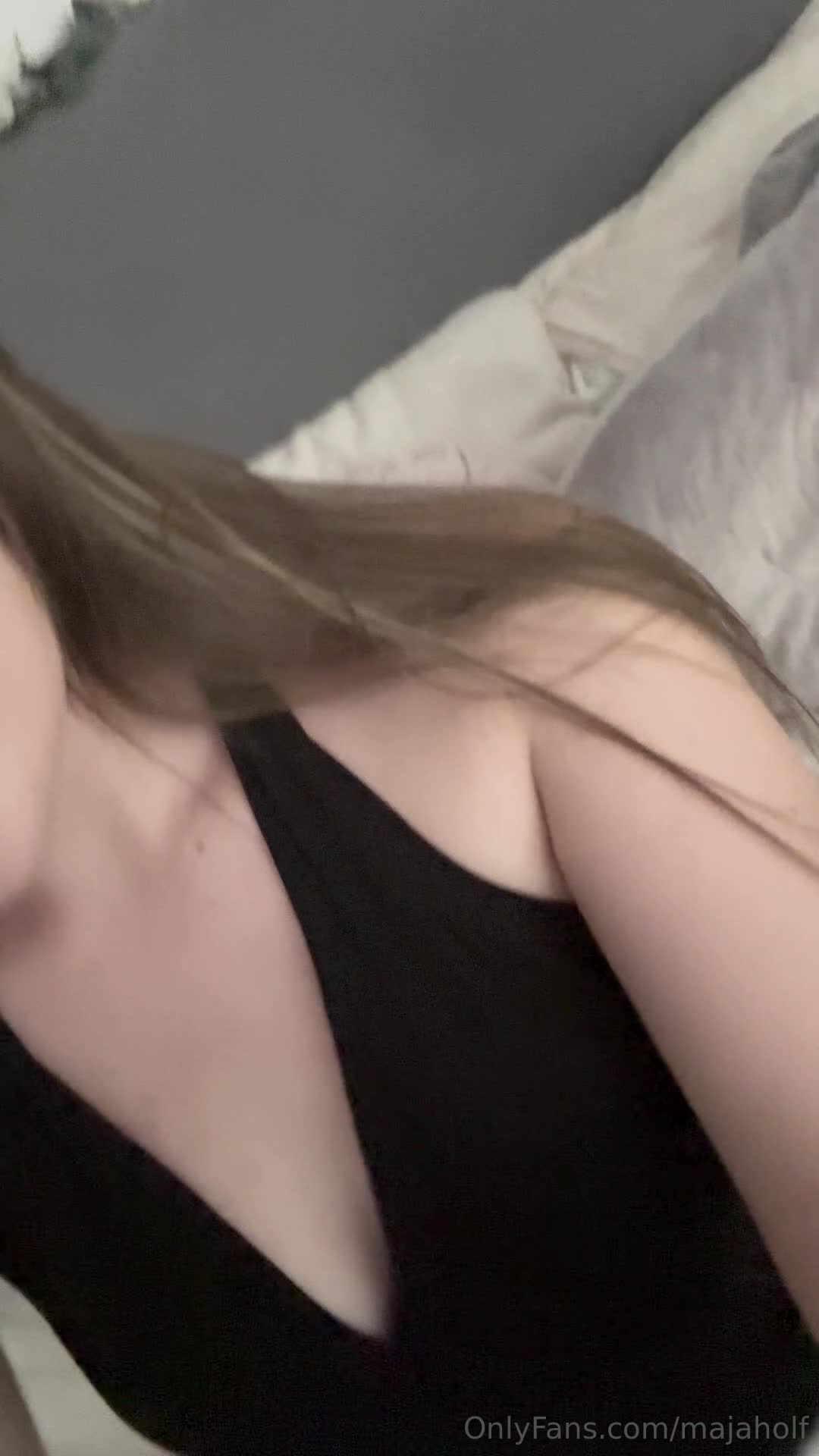 Video #1532456 thumbnail