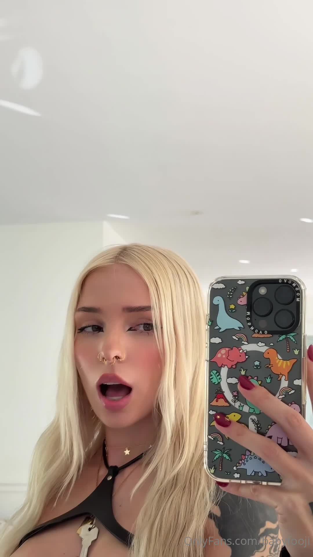 Video 1534511 from Babyfooji