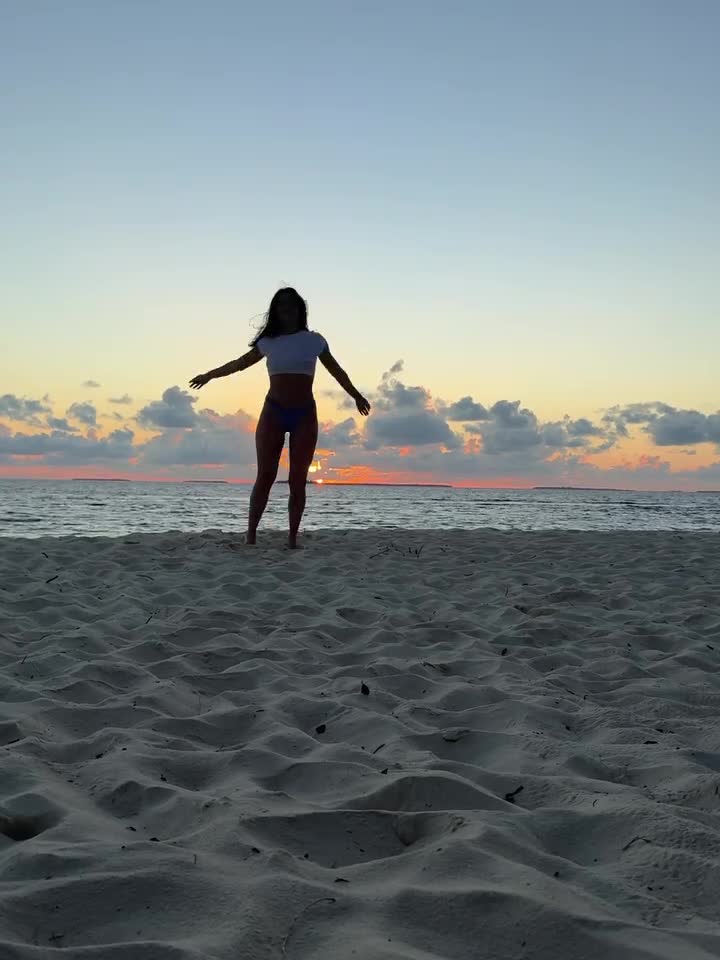 Video 1534669 from Vanessa Mai
