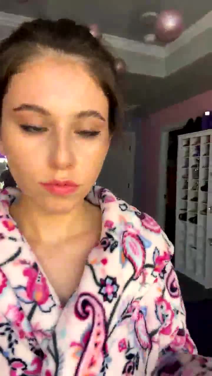Video 1535234 from Violet Summers