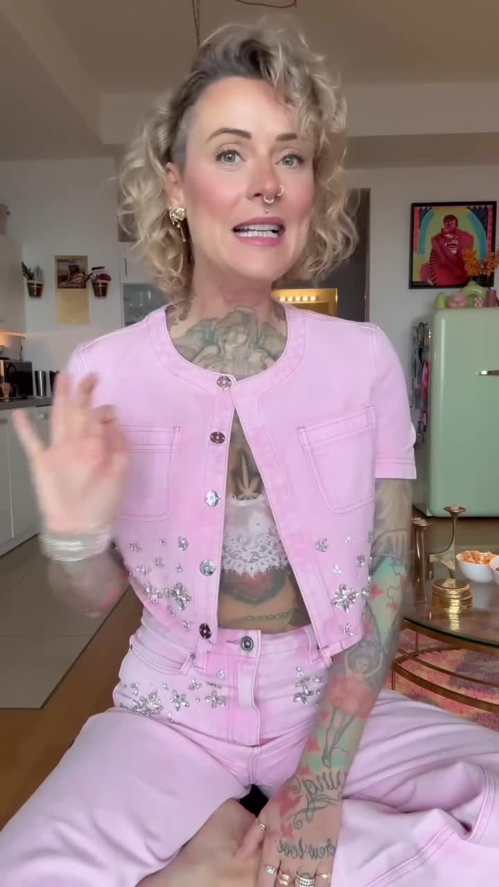 Video 1535511 from Jennifer Weist
