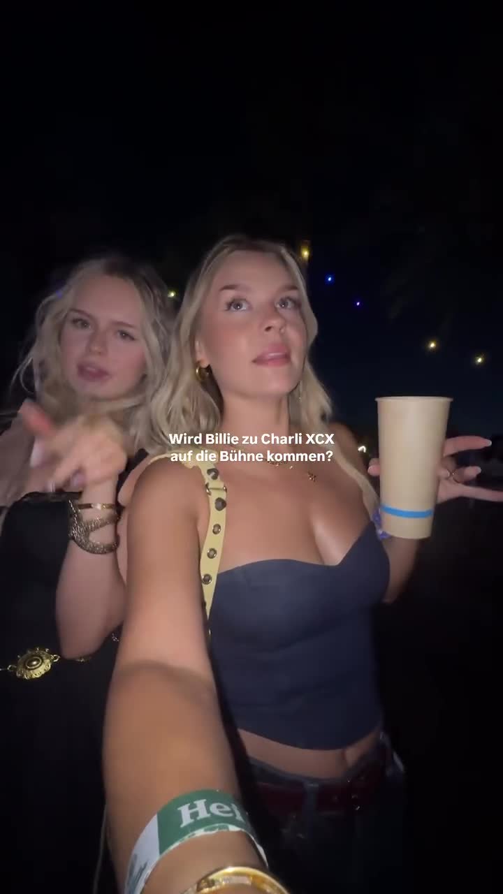 Video 1539121 from Dagi Bee