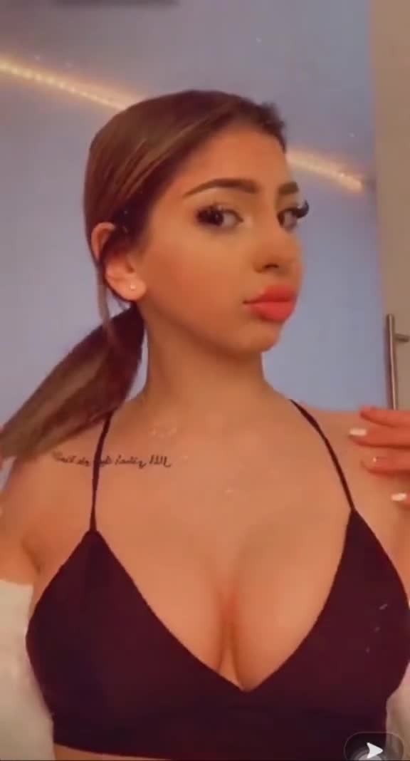 Video #1542383 thumbnail
