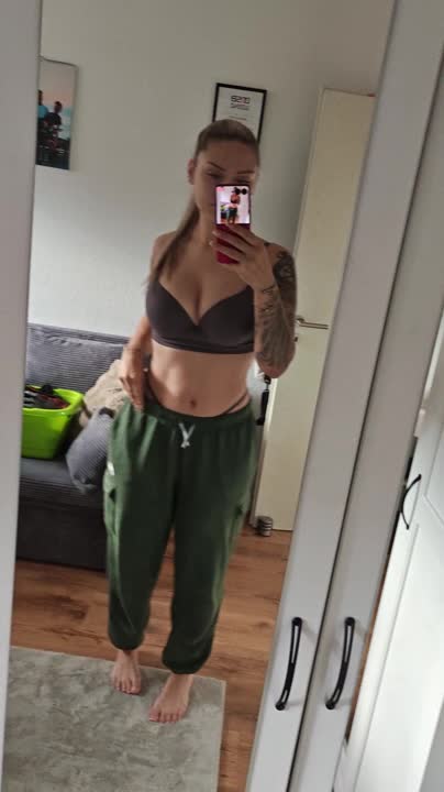 Xeniar6 — Black Lingerie In Bedroom (2) thumbnail