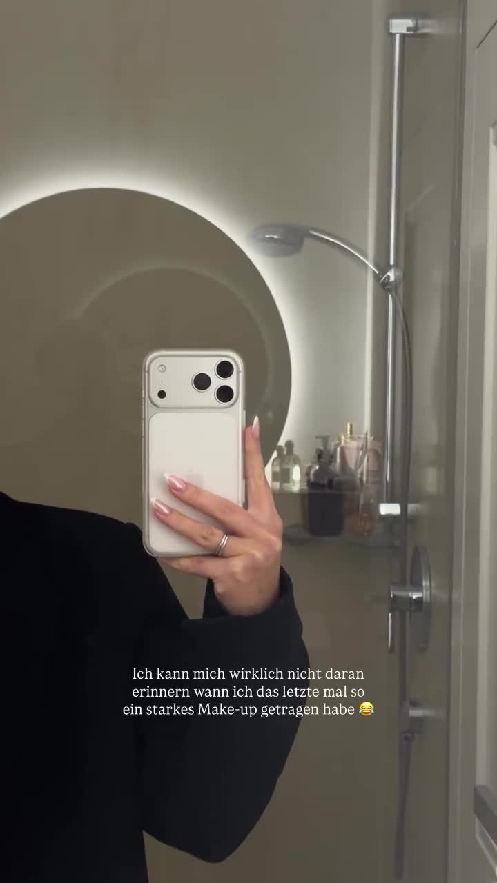 Video 1545505 from Dagi Bee