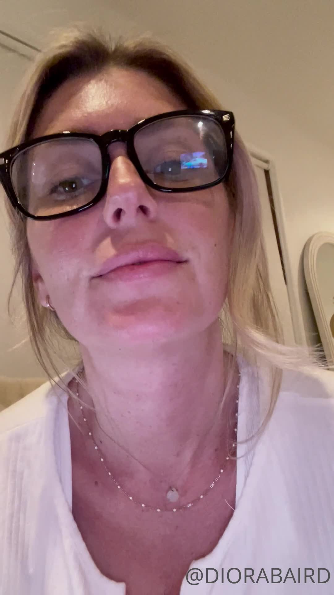 Video 1548341 from Diora Baird