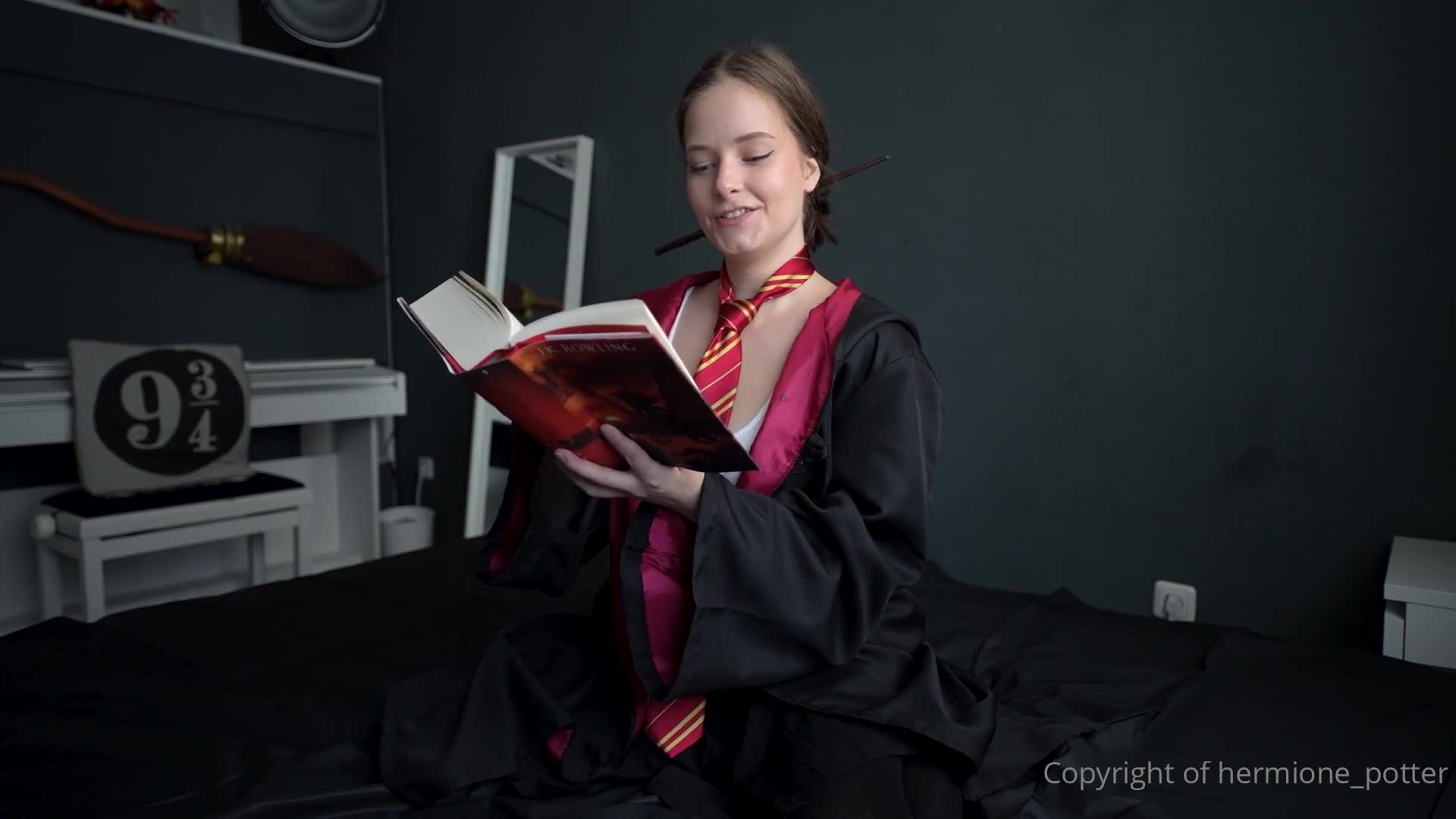 Video 1553964 from hermione_potter