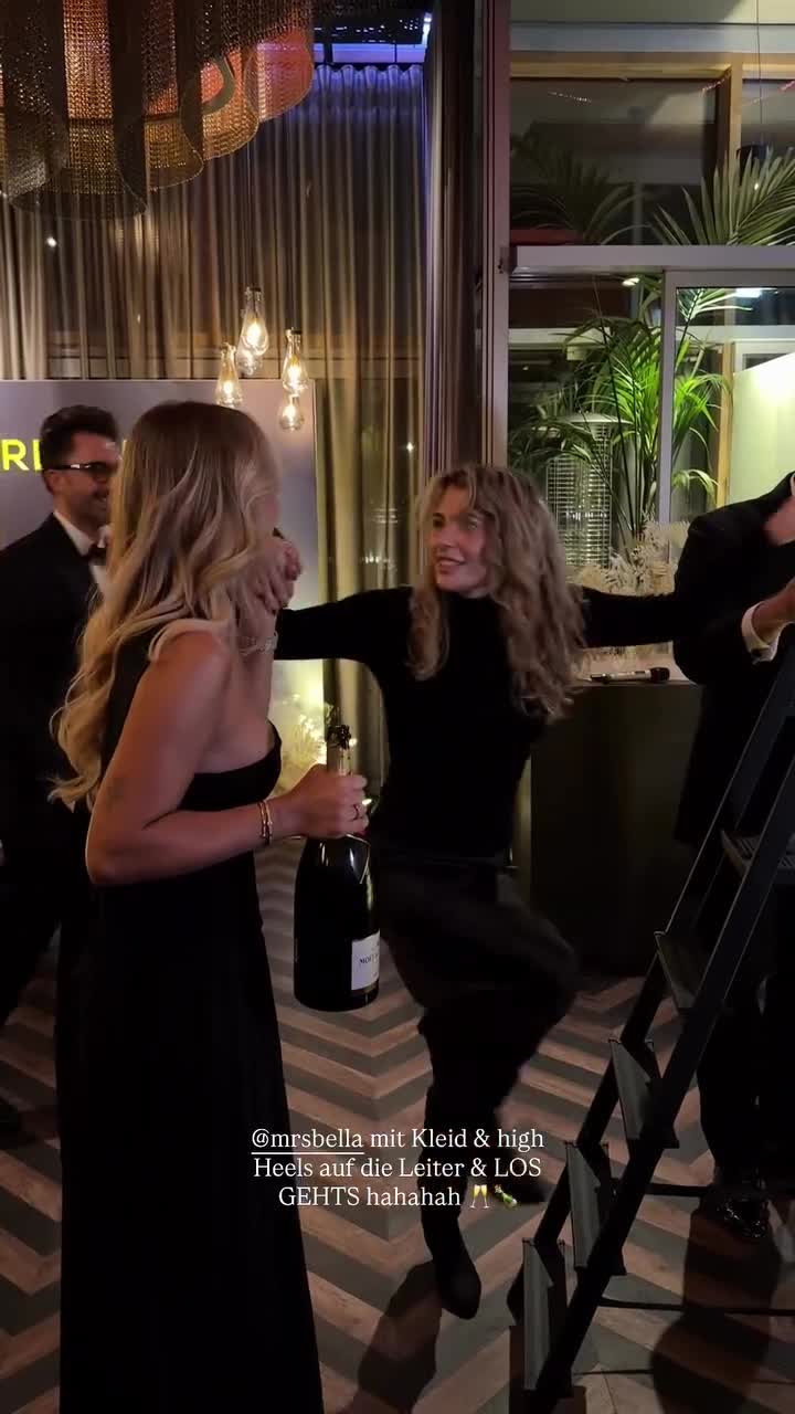 Video 1556100 from Dagi Bee