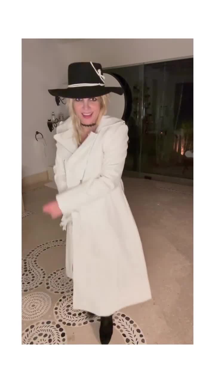 Video 1557666 from Britney Spears