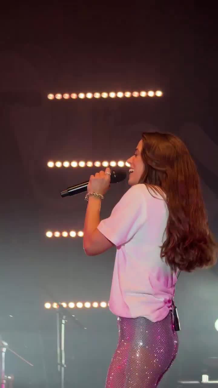 Video 1558533 from Vanessa Mai