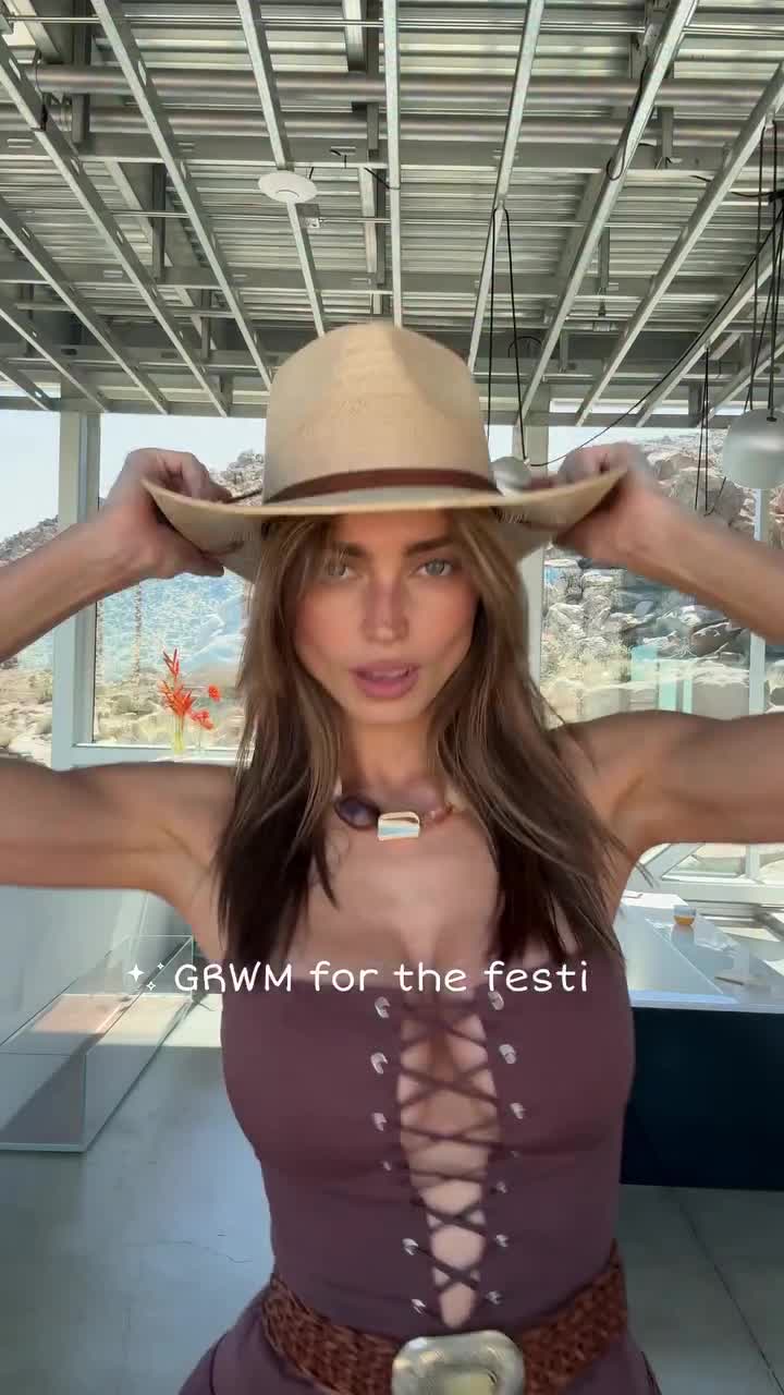 Video 1567046 from Charleen Weiss