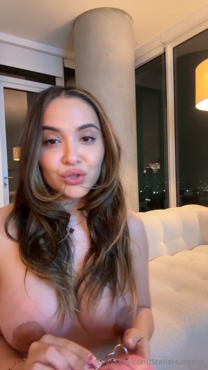 Video 1567298 from Stella Hudgens