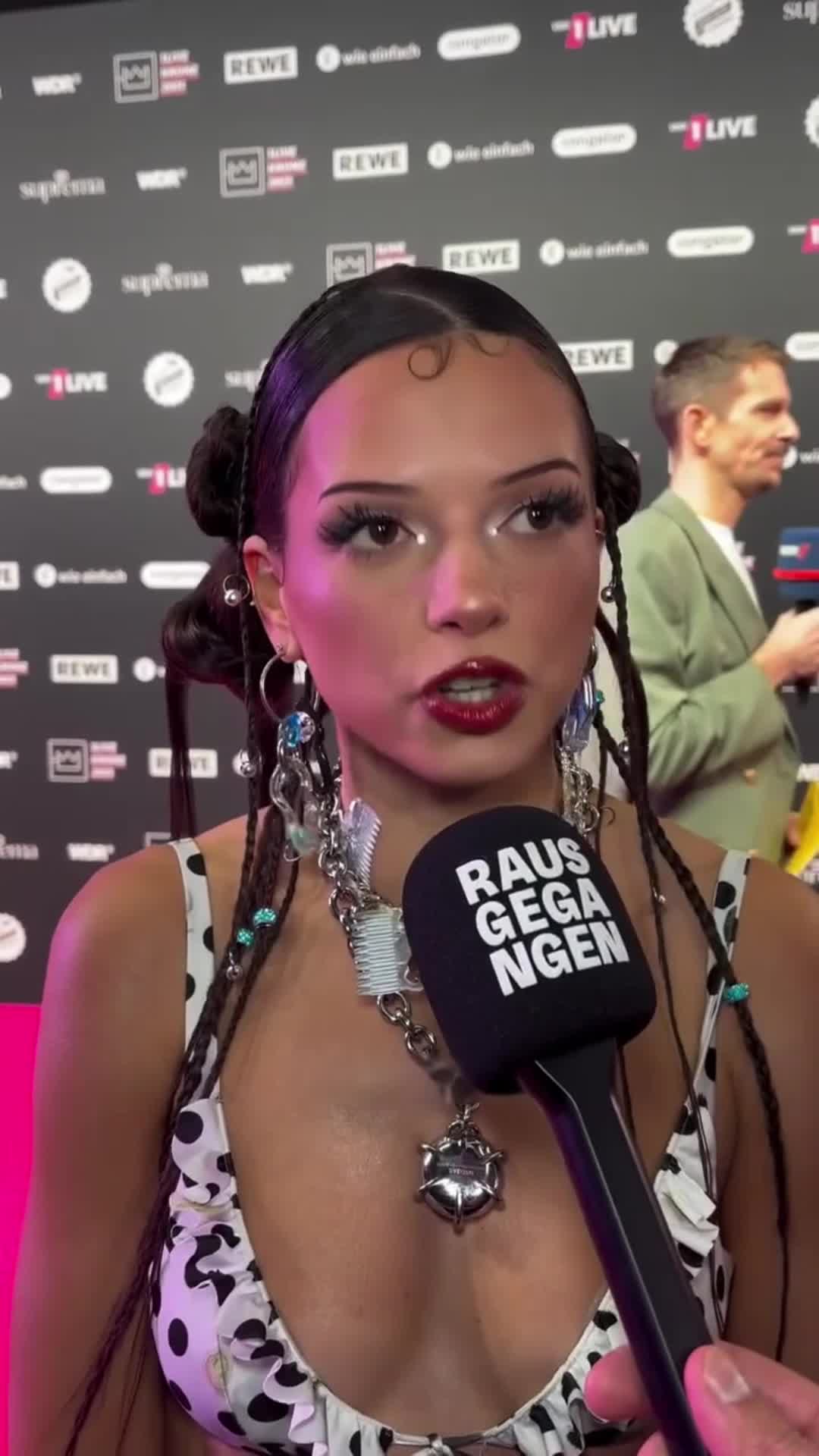 Video 1567347 from Nina Chuba