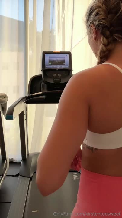 Video 1567903 from Kirstentoosweet