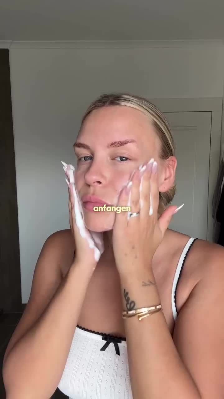 Video 1568733 from Dagi Bee
