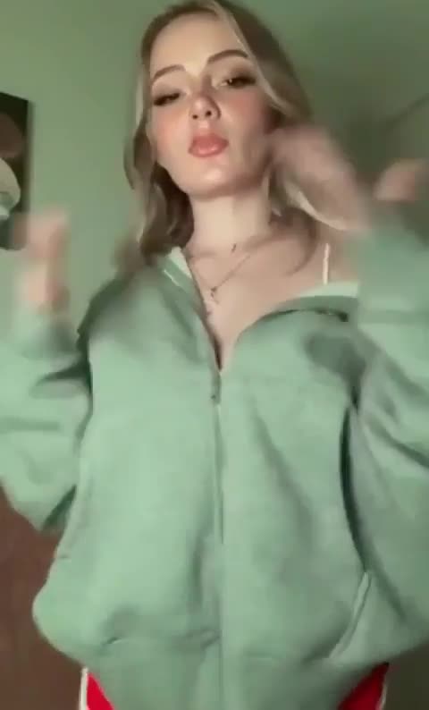 Video #1571011 thumbnail