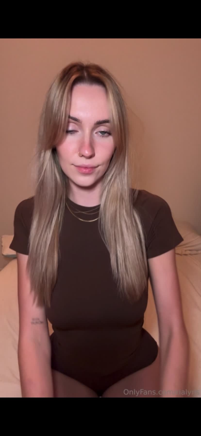 Video #1571421 thumbnail