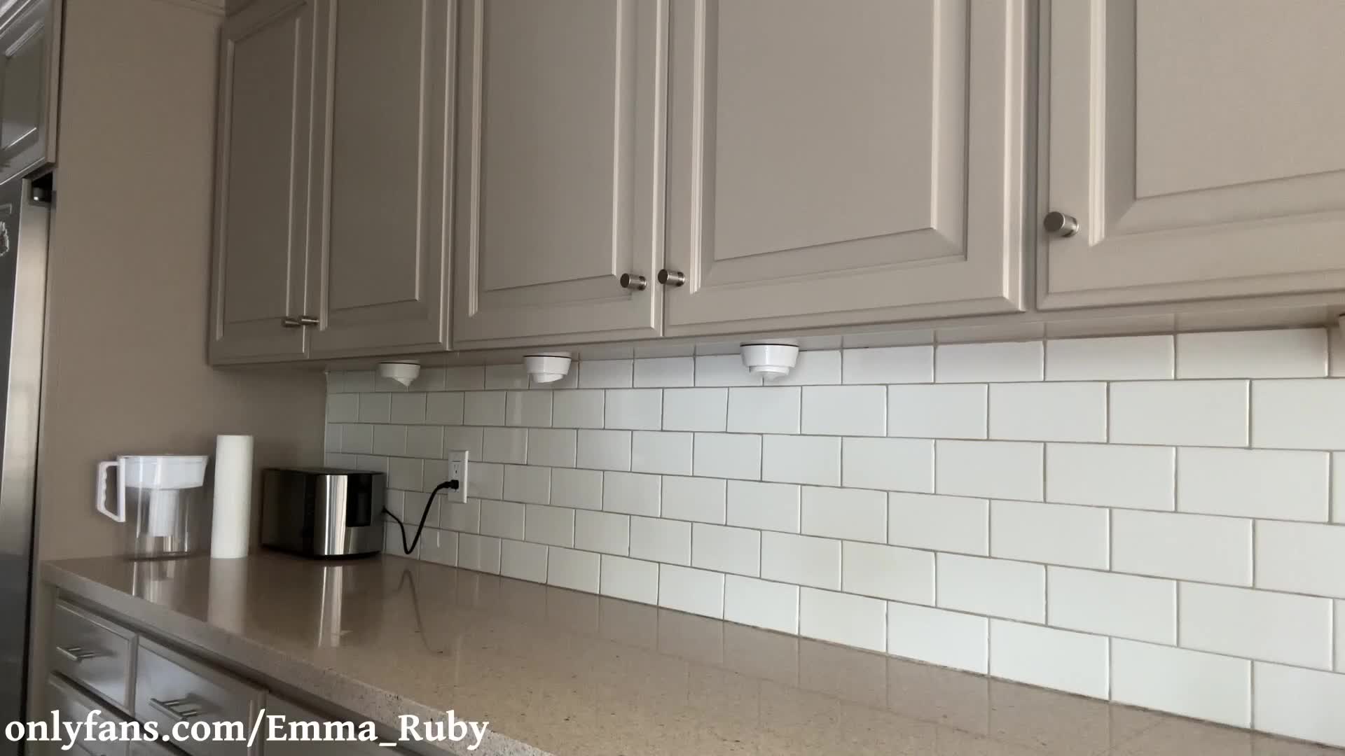 Video 1576073 from Emma Ruby