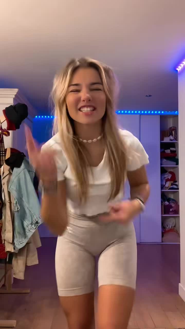 Video 1576534 from Perle_btr