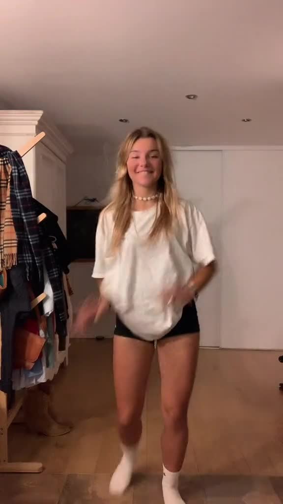 Video 1576541 from Perle_btr