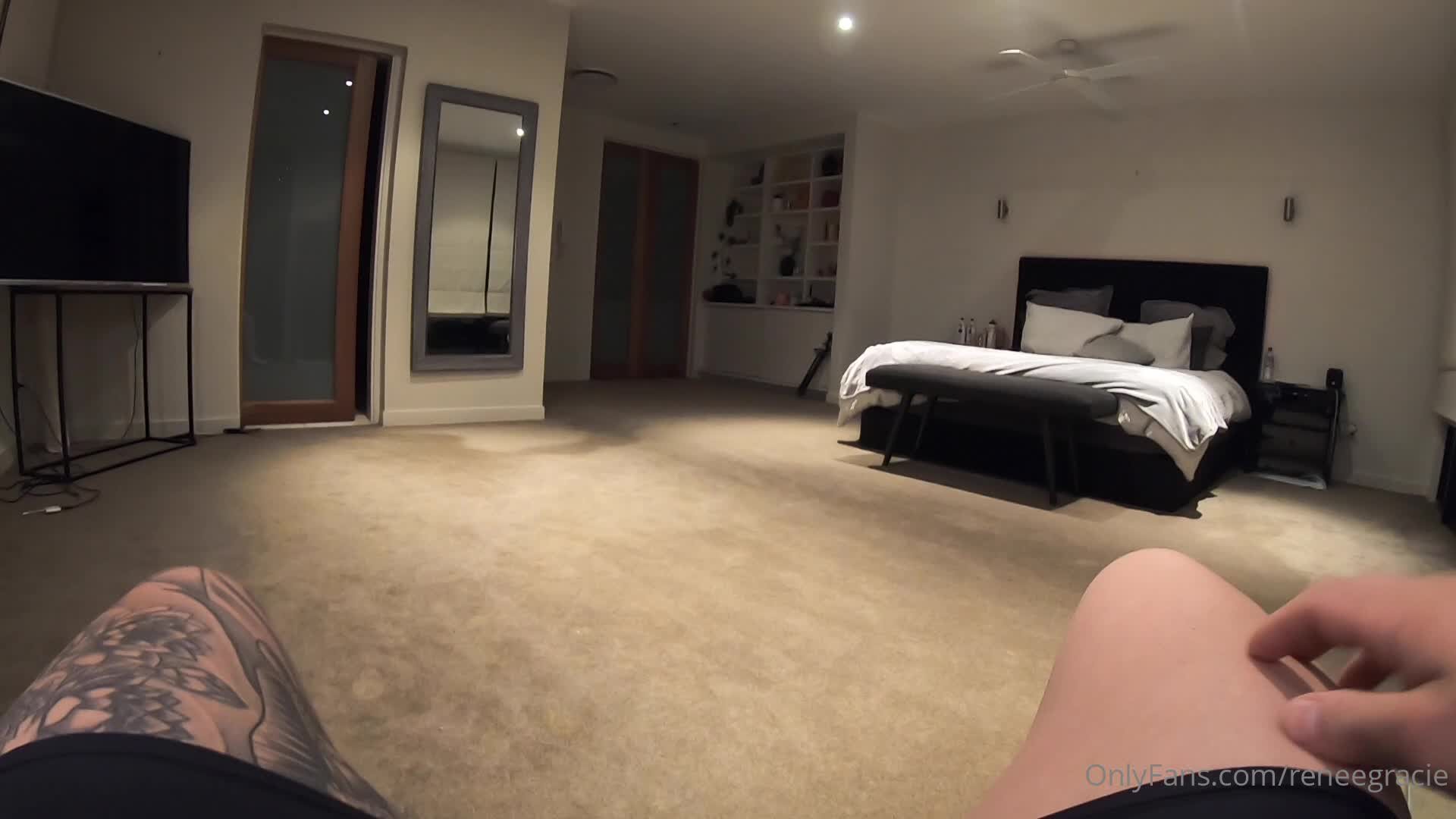 Video 1578499 from Renee Gracie